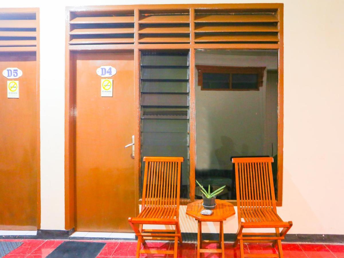Oyo 93136 Hotel Santo Djaya 2 Bogor Bagian luar foto
