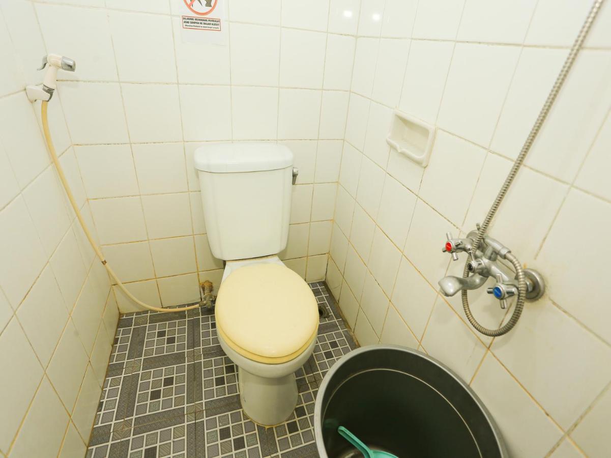 Oyo 93136 Hotel Santo Djaya 2 Bogor Bagian luar foto